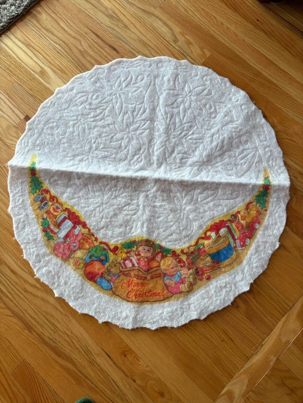 Vintage Rennoc Felt Christmas Tree Skirt Merry Christmas Toys Dolls Retro